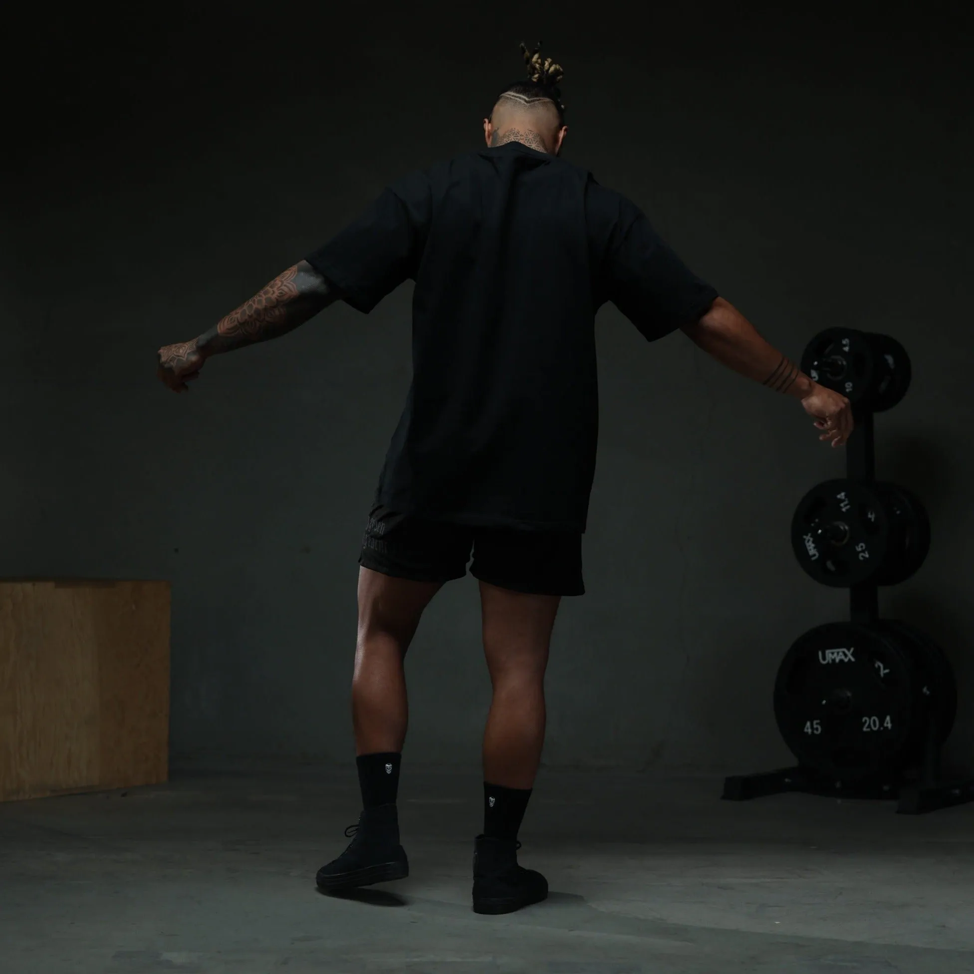 Skull Tee - Black/Black